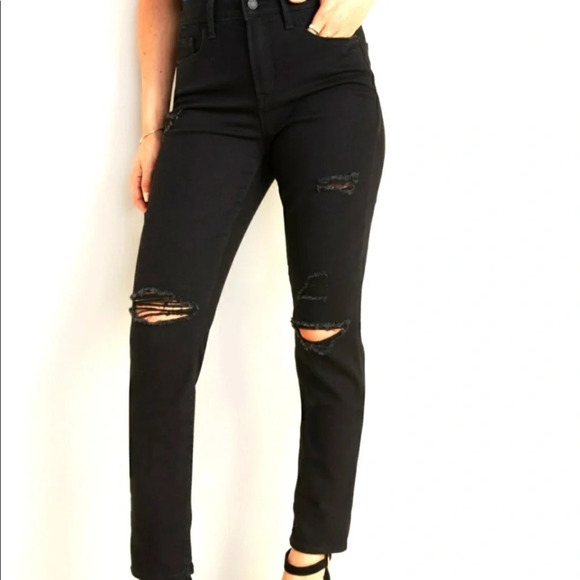 NWT Old Navy Size 10 Power Slim Straight Black Jeans Mid Rise Ripped Knees New - Picture 1 of 8
